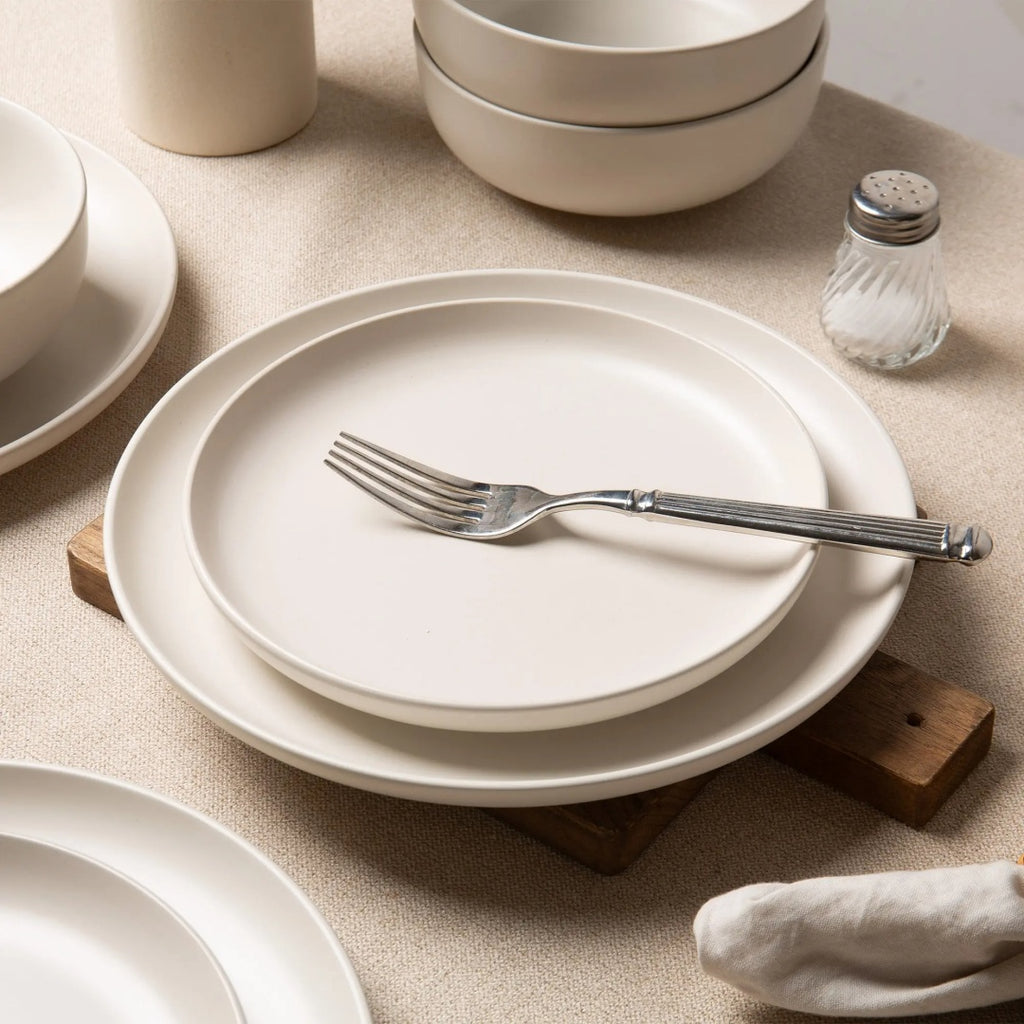 12-Piece Stoneware Dinnerware Sets With Mugs  Microwave  Dishwasher Safe  Non-Toxic Dinner Plates Bowls Set  Stackable Matte Glaze Kitchenware For 3