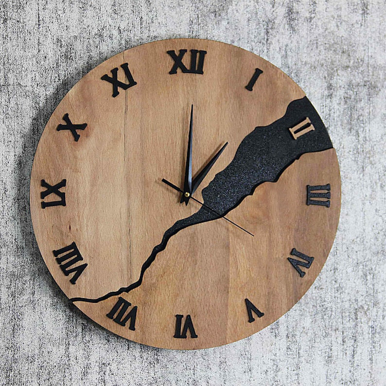 Modern Home Creative Crack Wooden Wall Clock